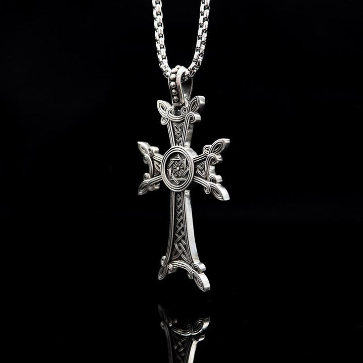 Christianartworkshop 925 Sterling Silver Celtic Crucifix Necklace: A Timeless Blend of Faith and Artistry
