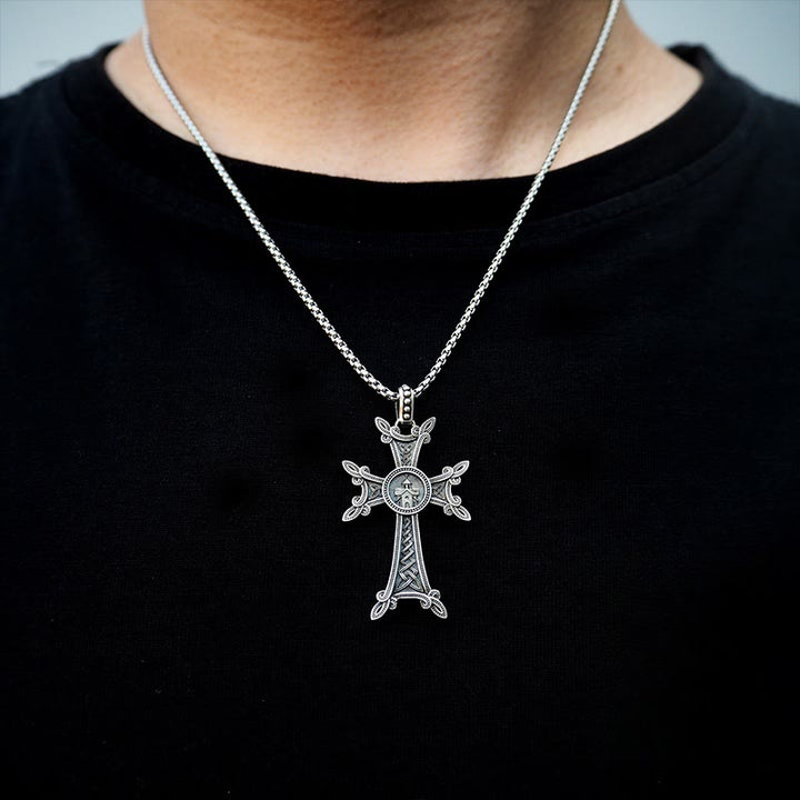 Christianartworkshop 925 Sterling Silver Celtic Crucifix Necklace: A Timeless Blend of Faith and Artistry