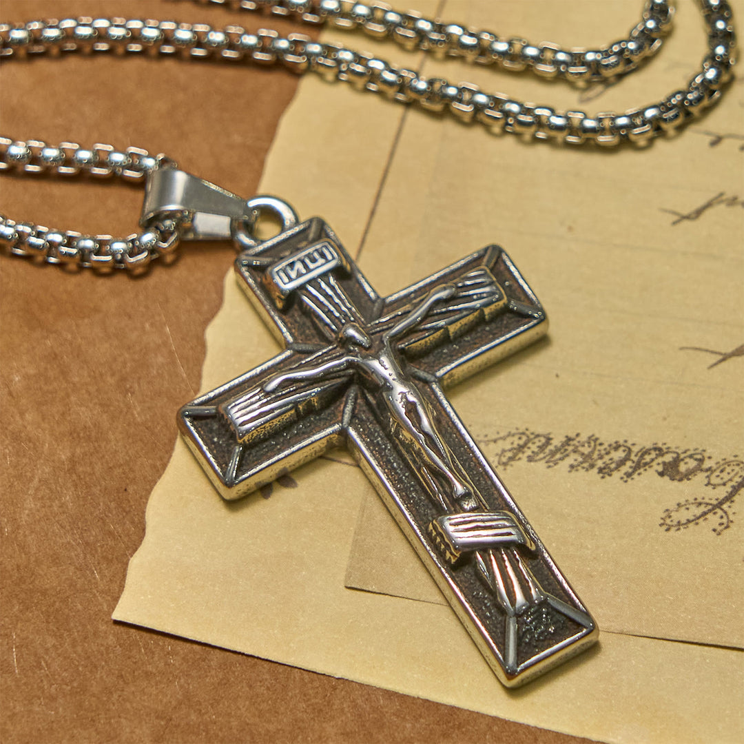 Christianartworkshop Retro Classic Style Crucifix Pendant Necklace: A Faithful Emblem