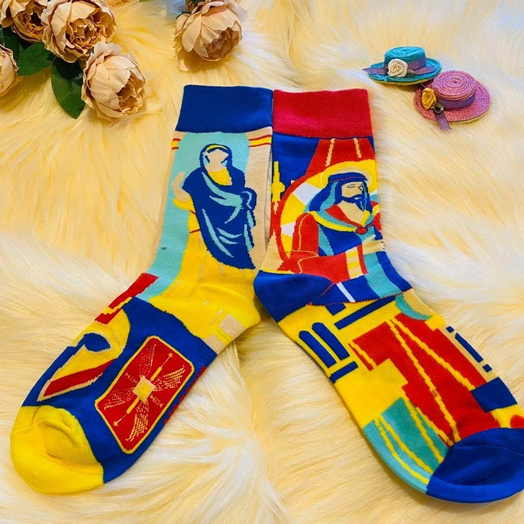 Christianartworkshop Colorful Religious Art Virgin Mary Unisex Socks: Retro Design, Exclusive Faith Flair - One Size Fits Most (EU 36-46 / US 4-13) - 10 Pairs - image 1