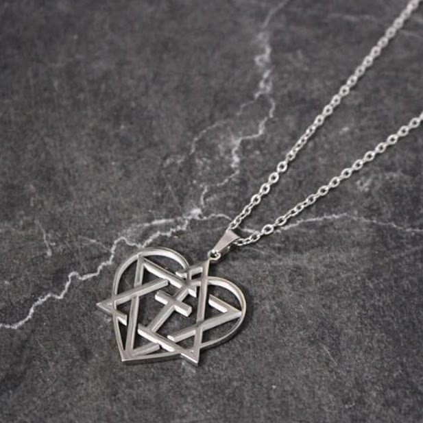 Christianartworkshop Messianic, Christain, Yeshua (Jesus) In My Heart Adjustable Silvertone Cable Chain Necklace