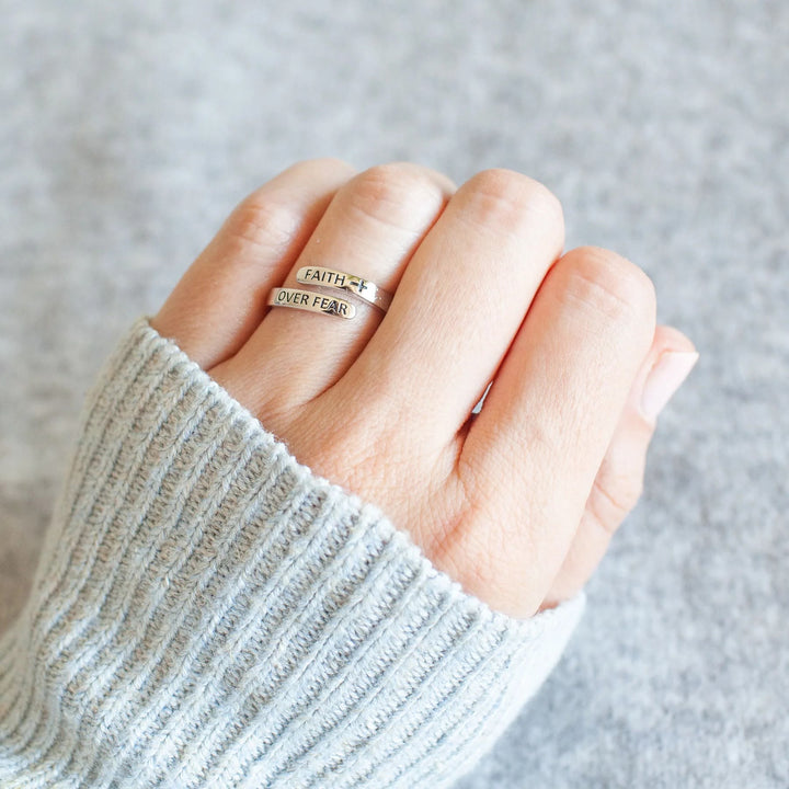 Christianartworkshop Faith-Over Fear: Minimalist Christ Bible Ring - image 4