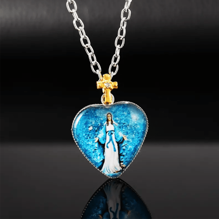 Christianartworkshop Classic Style Heart-shaped Virgin Mary Glass Pendant Necklace