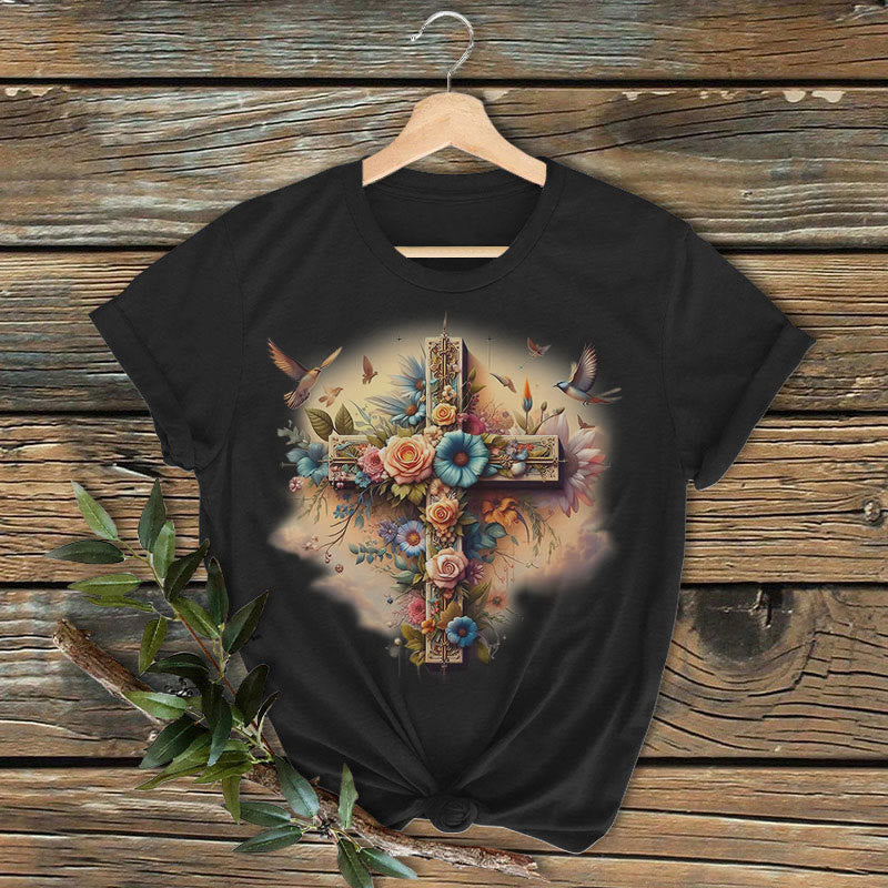 Christianartworkshop Classic Colored Style Cross of Love Short Sleeve Washed T-shirt