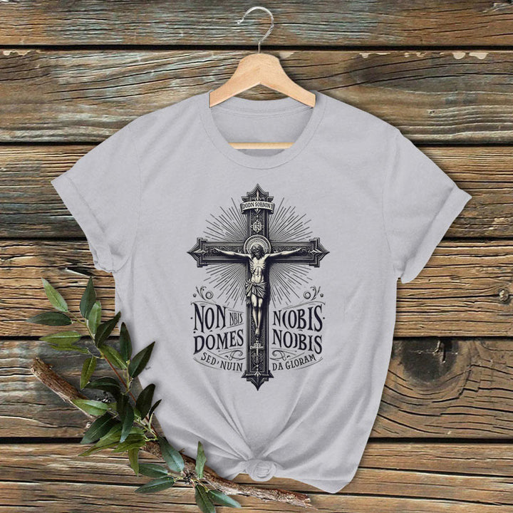 Christianartworkshop Classic Colored Style Crucifixion Emblem Short Sleeve Washed T-shirt