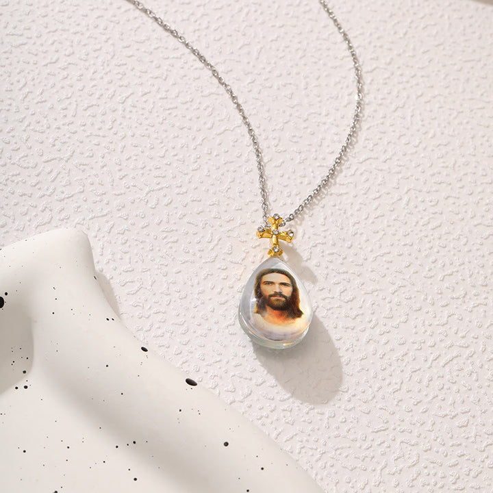 Christian Art Simple Fashion Style Crystal Jesus Series Pendant Necklace