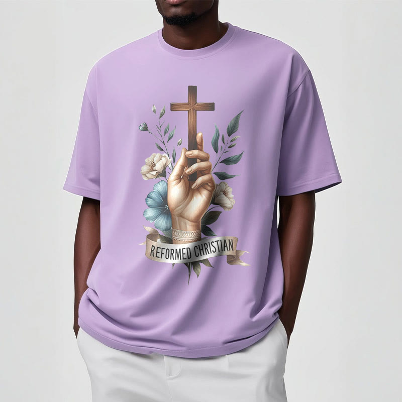 Christianartworkshop Classic Style A Devout Hand Holding the Cross Short Sleeve Washed T-shirt