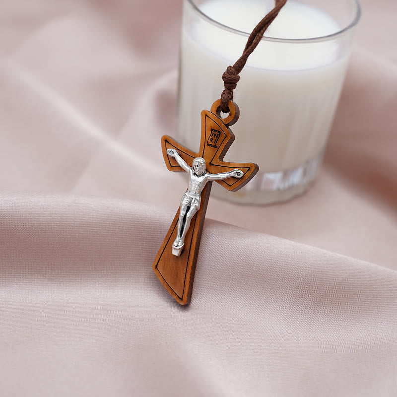 Christianartworkshop Classic Style Olive Wood INRI Plaque Crucifix Pendant Necklace