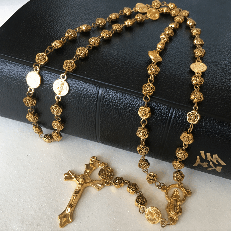 Christianartworkshop Virgin Mary & Crucifix of 6 mm Rose Retro Gold Copper Alloy Chain Rosary