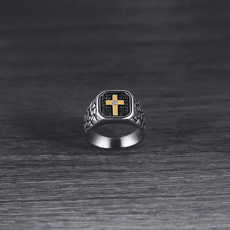 Christianartworkshop Classic Style Cracked Stone Pattern Cross Devine Faith Ring