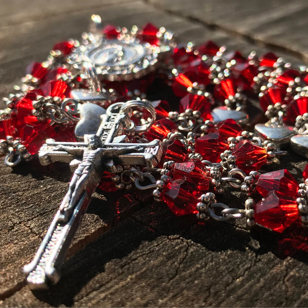 FREE Today: Miraculous Medal & Crucifix of 6 mm Polyhedron Red Glass Alloy Chain Rosary