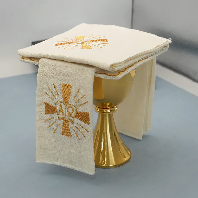 Christianartworkshop Classic Style Golden Shining Grace Cross Altar Linen Set