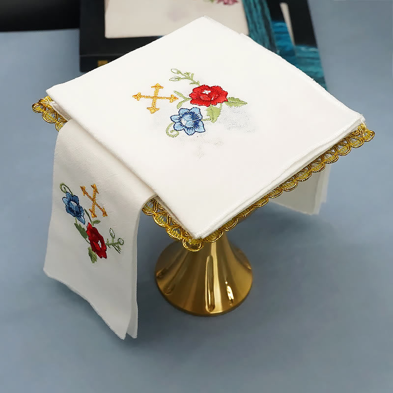 Christianartworkshop Classic Style Sacred IHS Floral Devotion Altar Linen Set