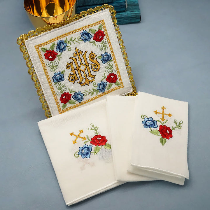 Christianartworkshop Classic Style Sacred IHS Floral Devotion Altar Linen Set