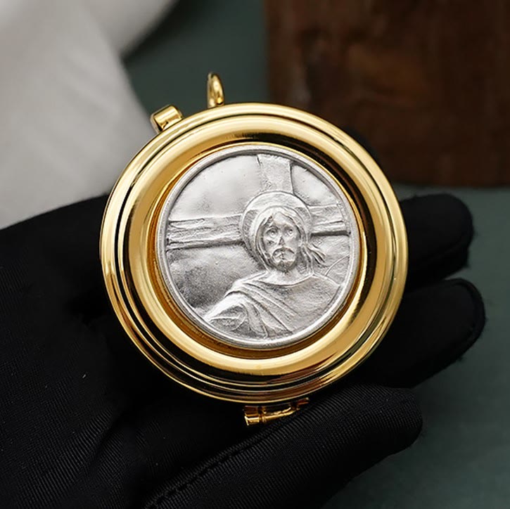 Christianartworkshop Gold-Plated Pyx with "See This Man" Pattern–Sacred Vessel for the Holy Eucharist