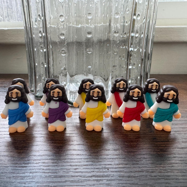 Christianartworkshop 5/10/20/30pcs We All Need A Little Jesus Figurine – A Touch of Divine Presence Father's Day Gift - image 2