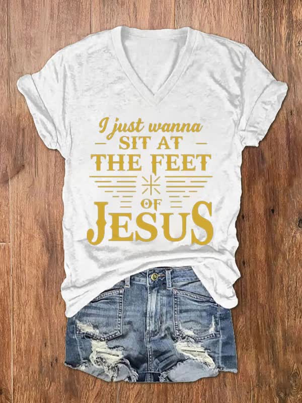 Christianartworkshop I Just Wanna Sit At The Feet of Jesus V-neck T-Shirt