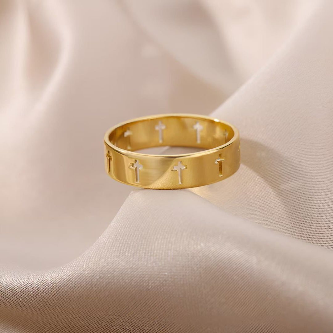 Christianartworkshop Divine Gold Cross Ring: A Simple Yet Deep Expression of Devotion