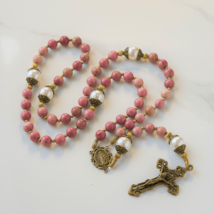 Christianartworkshop Jesus Is The Gift: Natural Red Wood Vein Stone Handmade Rosary with Gift Card - image 5