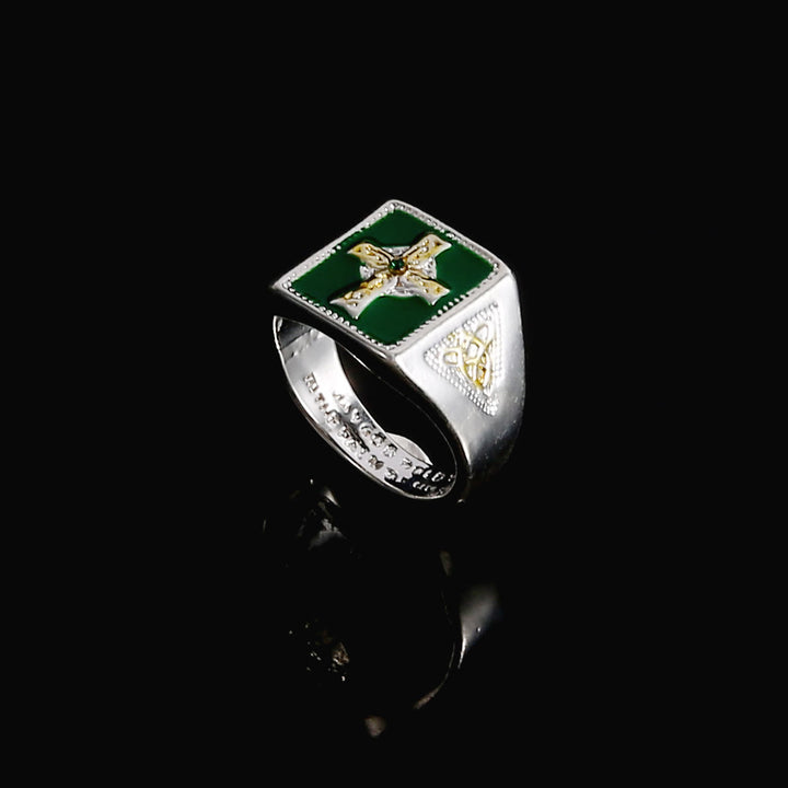 Christianartworkshop Vintage & Classic Crucifix Irish Celtic Blessing Ring: A Symbol of Elegance