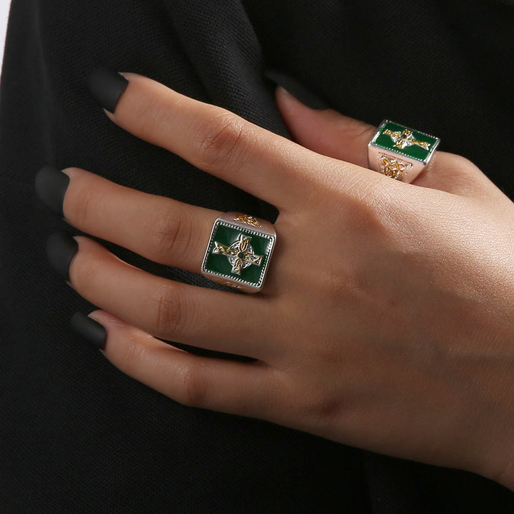 Christianartworkshop Vintage & Classic Crucifix Irish Celtic Blessing Ring: A Symbol of Elegance