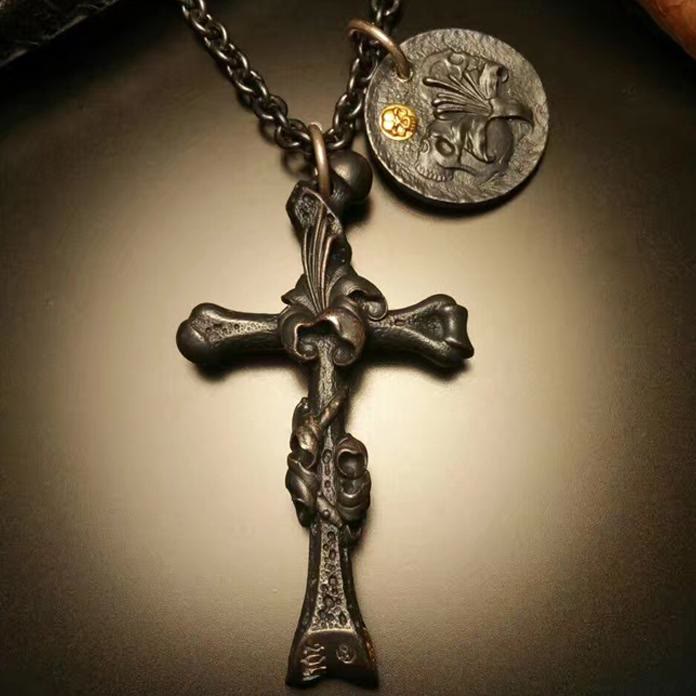 Christianartworkshop 925 Sterling Silver Cross & Flower Necklace: the Confluence of Retro Charm and Divine Imagery - 925 Sterling Silver - image 0