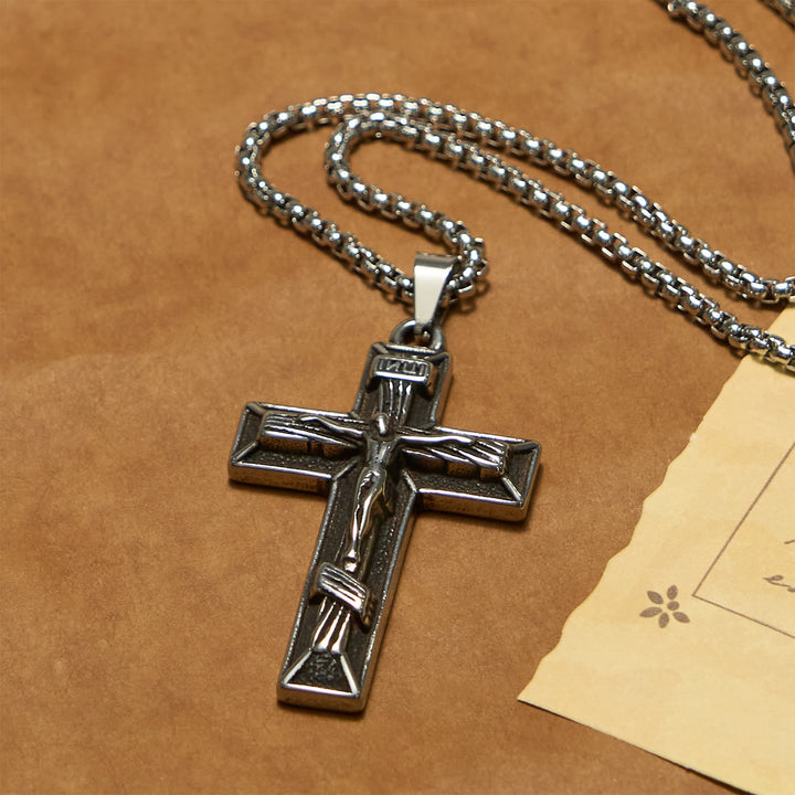 Christianartworkshop Retro Classic Style Crucifix Pendant Necklace: A Faithful Emblem