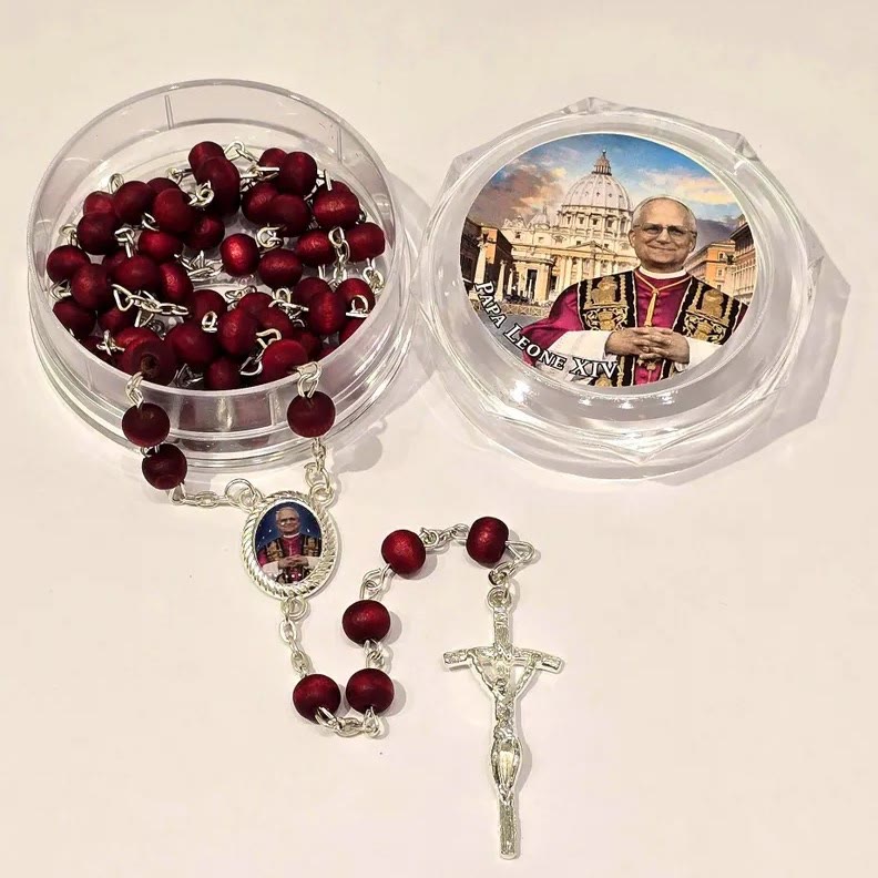 Christianartworkshop Pope Leo XIV Red Wood Beads Rosary Commemorating: A Spiritual Treasure - Red - image 1