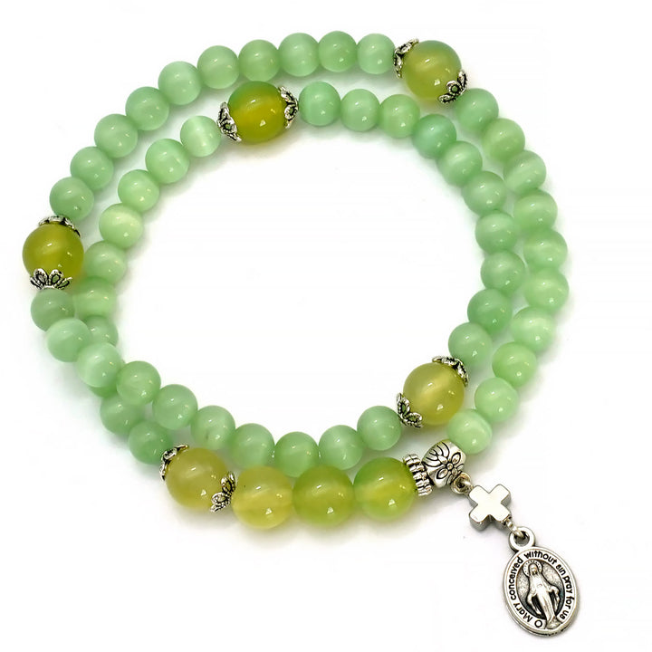 Christianartworkshop Minimalist Adjustable Bracelet with Multicolored Cat's Eye Stones and Miraculous Medal - Green - image 5