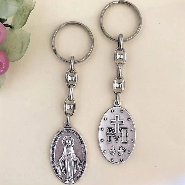 Christianartworkshop Classic Hand-Carved Mary Miraculous Medal Keychain: Graceful Sign of Devotional Faith