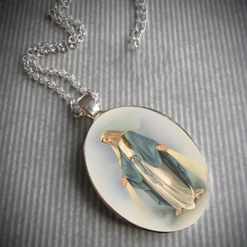 FREE Today: Pray Virgin Mary Blessed Pendant Miraculous Medal Necklace