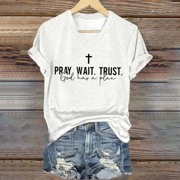 Christianartworkshop Women's Pray Wait Trust God Has a Plan V-Neck T-shirt - White - 4XL - image 4