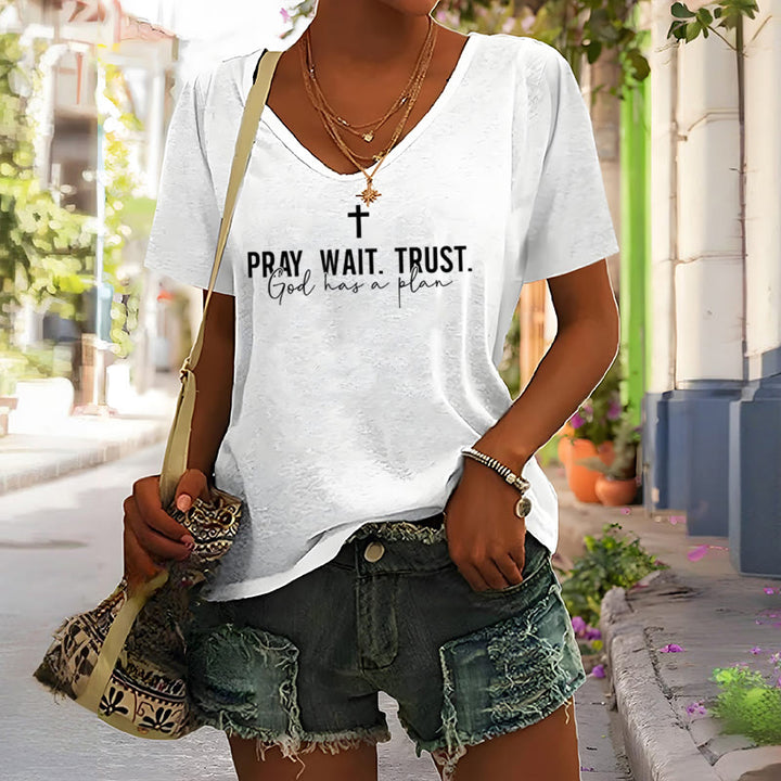 Christianartworkshop Women's Pray Wait Trust God Has a Plan V-Neck T-shirt - image 7