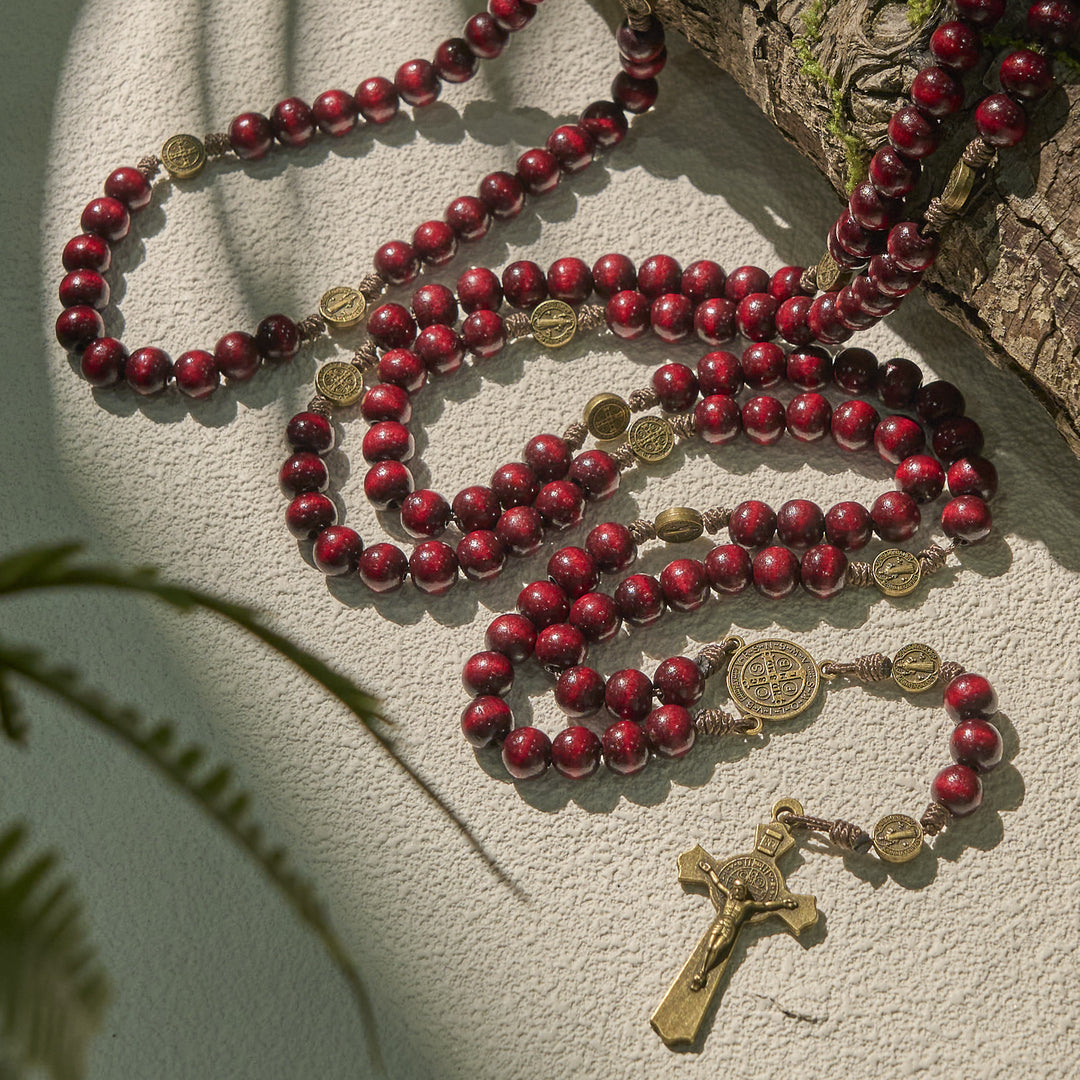 Christianartworkshop 15/20 Decade Olive Wood Rosary with St. Benedict, Crucifix & Waist Chain Design—Divine Devotion in Dual Use - 20 Decade - Wine - image 9