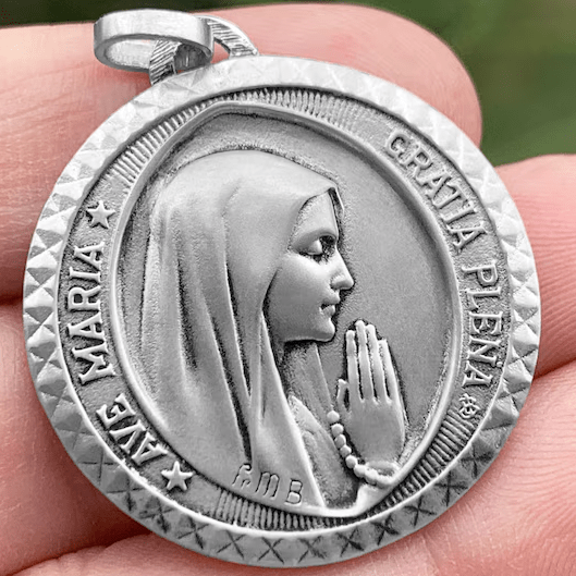 Christianartworkshop Graceful Virgin Mary Pendant Necklace in 925 Sterling Silver for Daily Devotion - image 4