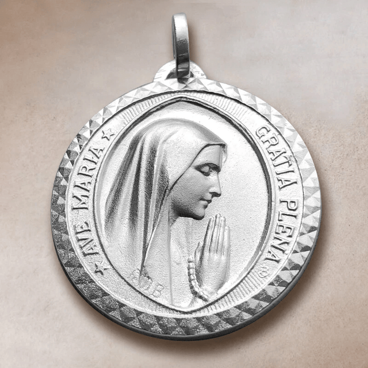 Christianartworkshop Graceful Virgin Mary Pendant Necklace in 925 Sterling Silver for Daily Devotion - image 3
