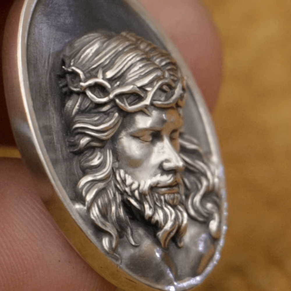 Christianartworkshop 925 Silver Crown of Thorns Jesus Medal Necklace: A Reminder of His Sacrifice - image 7
