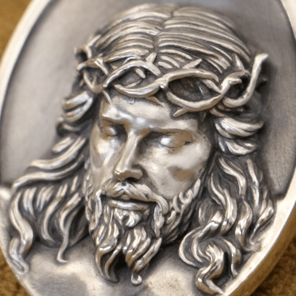Christianartworkshop 925 Silver Crown of Thorns Jesus Medal Necklace: A Reminder of His Sacrifice - image 3
