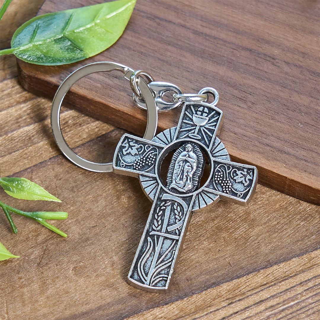 Christianartworkshop Daily Faith First Communion Keychain: Sacred Milestone Companion - First Communion - image 1