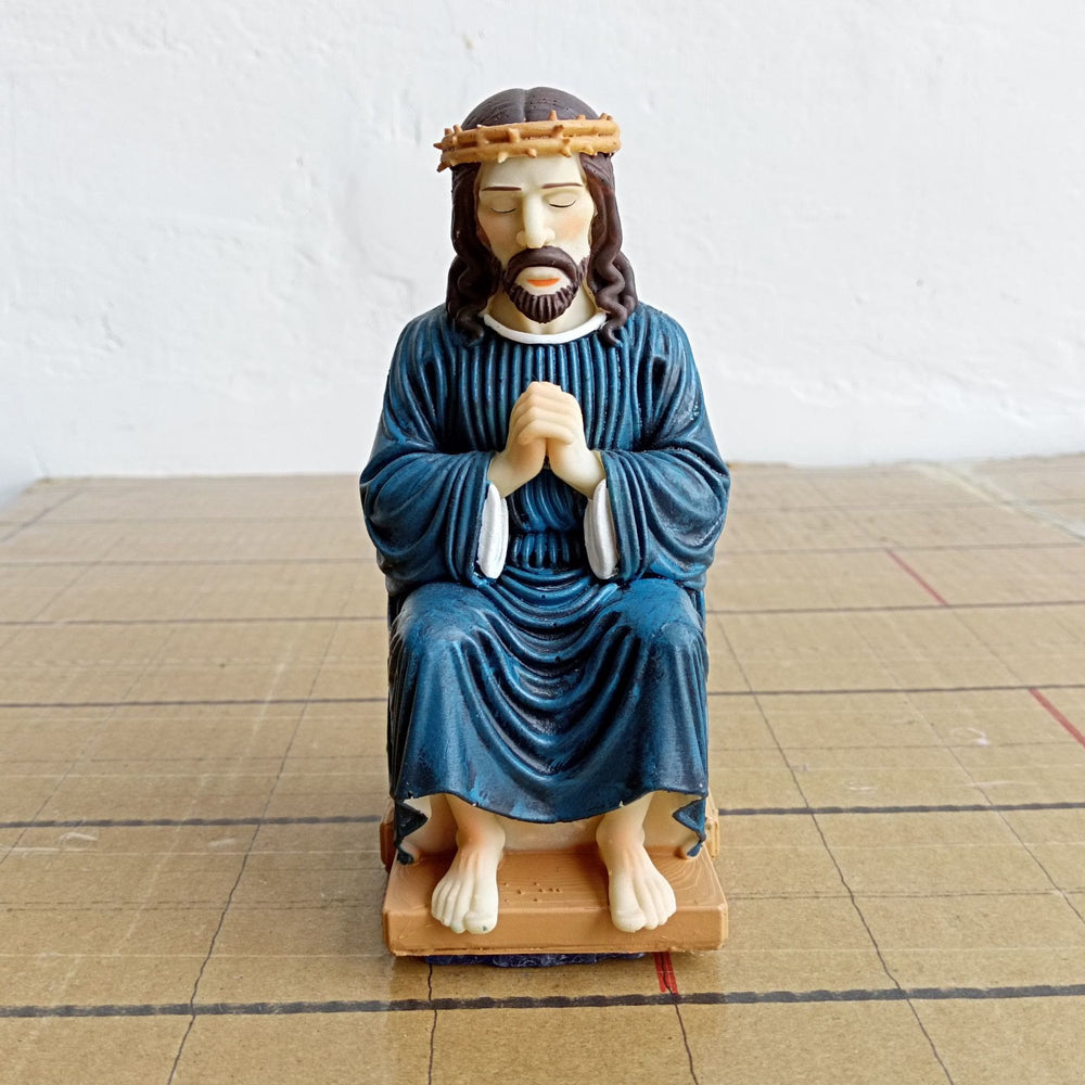 Christianartworkshop Classic Resin Praying Jesus with Thorn Crown Figure: A Timeless Faithful Companion for Home & Office - image 1