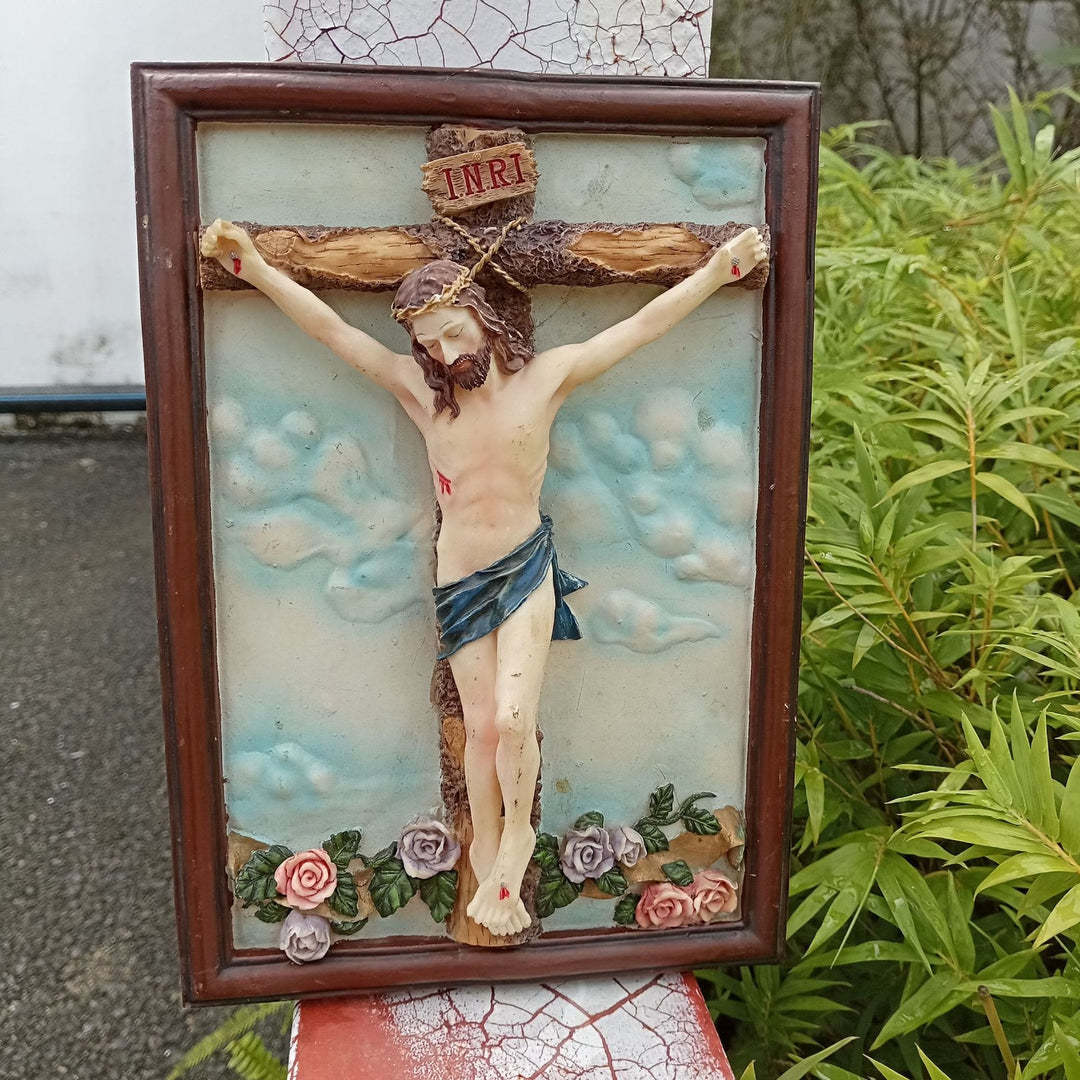 Christianartworkshop Classic Resin Crucifix Jesus Statue: Rare Emblem of Enduring Spiritual Sacrifice - image 2