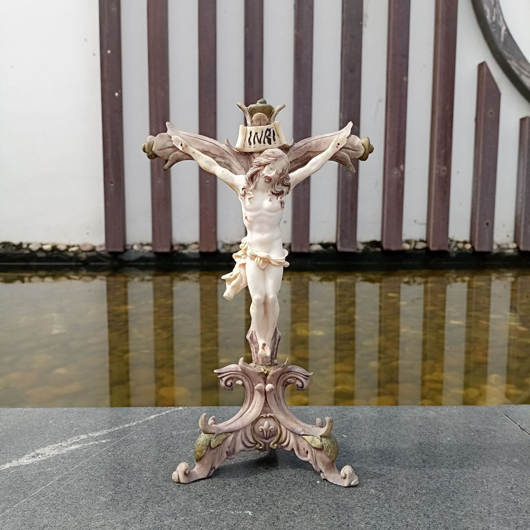 Christianartworkshop Classic Resin Crucifix Jesus Figure: Uncommon Badge of Steadfast Conviction - image 3