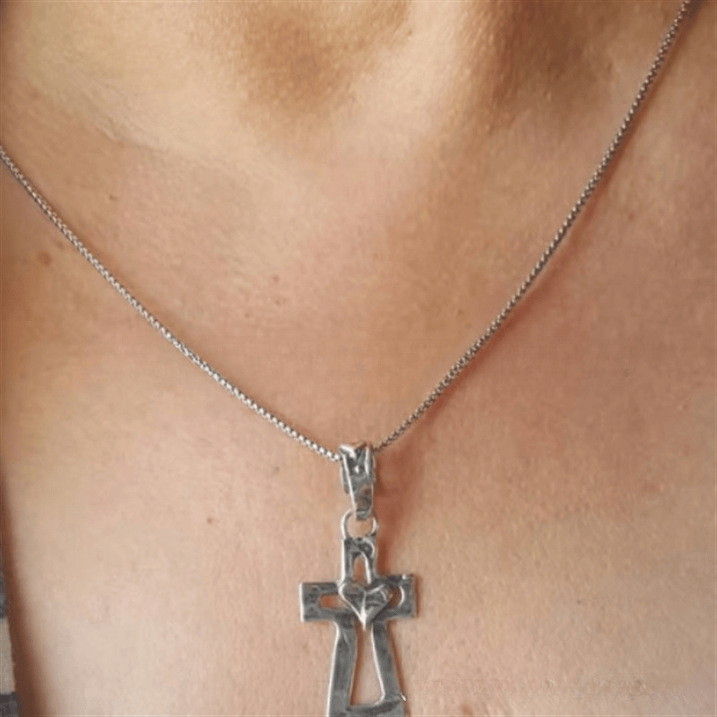 Christianartworkshop Rustic Cross Healing Heart Necklace: A Symbol of Faith - image 1