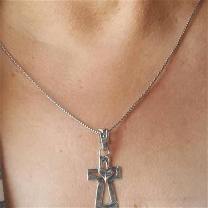 Christianartworkshop Rustic Cross Healing Heart Necklace: A Symbol of Faith - image 1