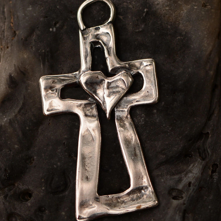 Christianartworkshop Rustic Cross Healing Heart Necklace: A Symbol of Faith - image 4