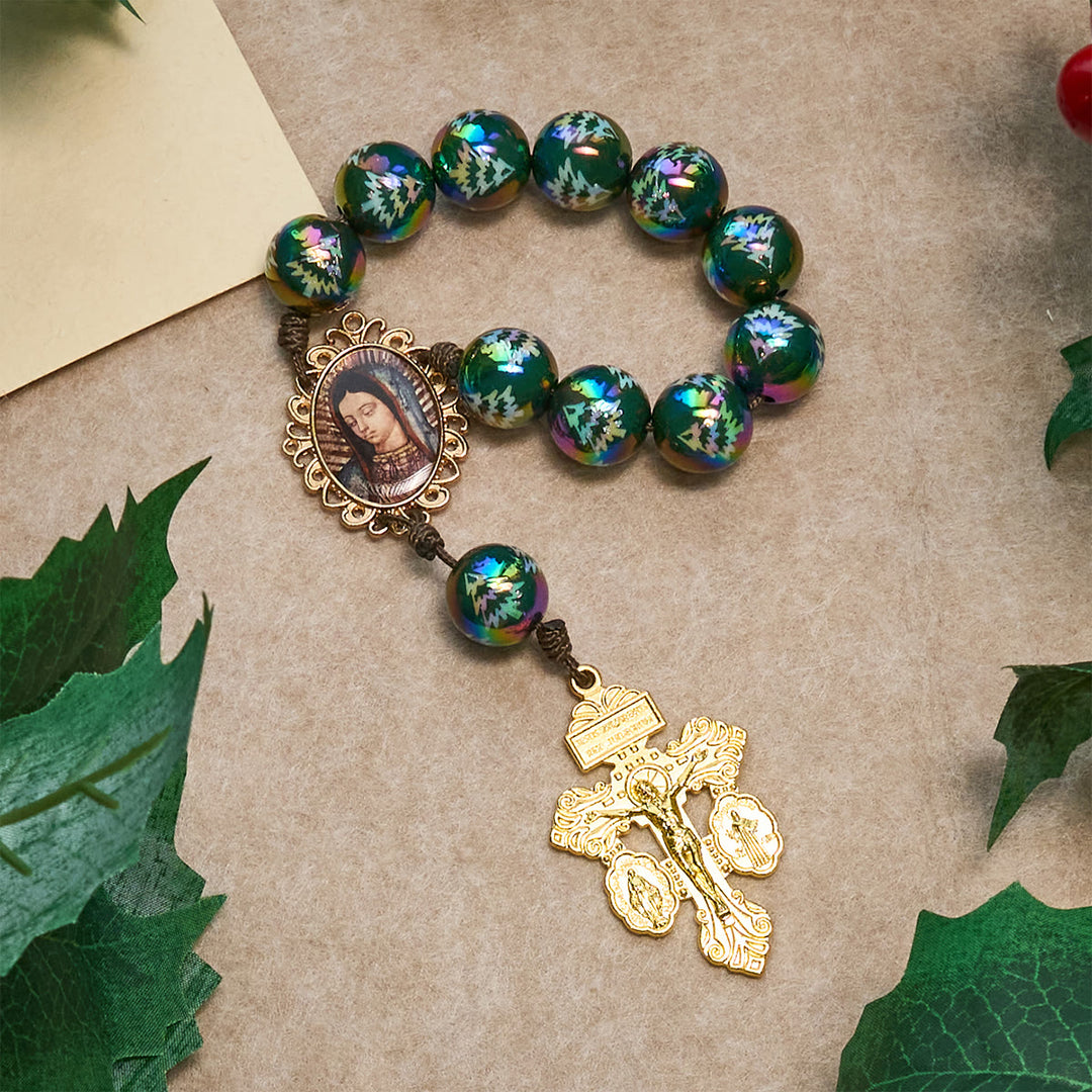 FREE Today: Christmas Devotion Red Green Holiday Beads Pocket Rosary: Pray anywhere, anytime - Green - image 2