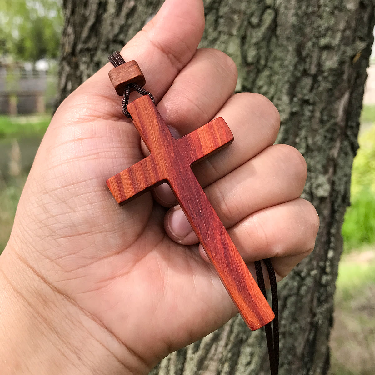 ChristianArtWorkshop Red & Green Sandalwood Cross Necklace