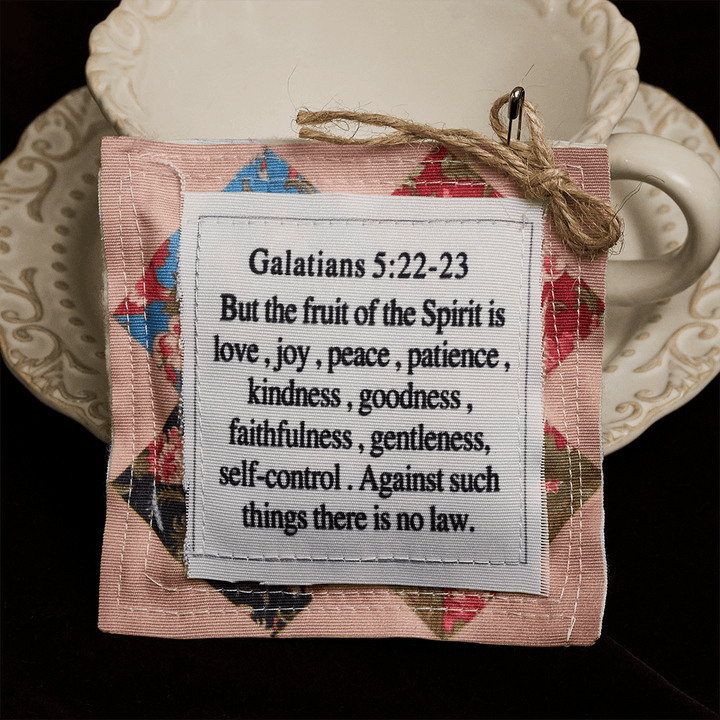 Christianartworkshop Scripture Prayer Pocket Token: Portable Companion of Grace - C - image 0