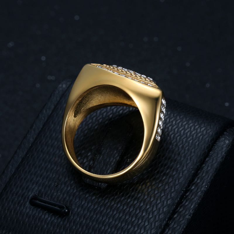 Christianartworkshop Bold Shield Cross Band Ring: Timeless Emblem of Faith and Courage - image 2