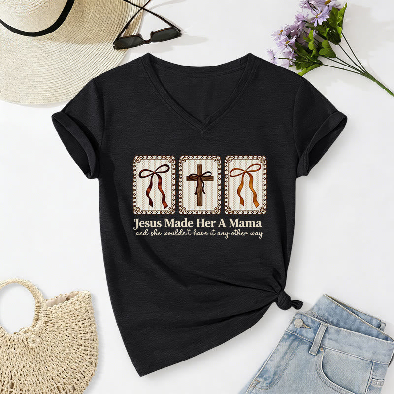 Christianartworkshop Jesus Made Her A Mama Casual V-neck T-shirt - Black - 2XL - image 12